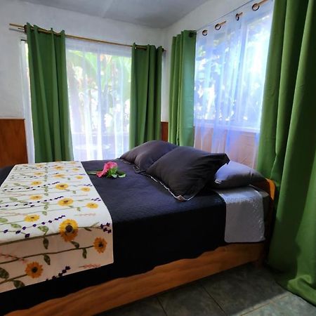 Cabanas Manuto Hanga Roa Exterior foto