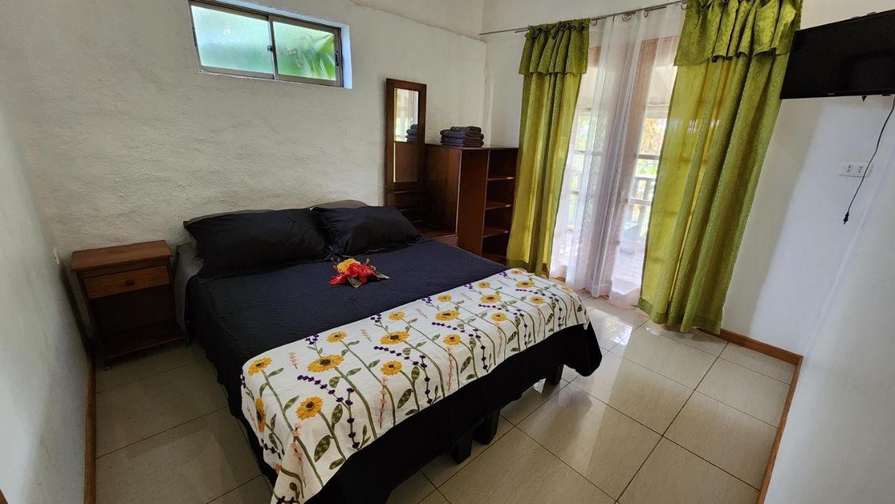 Cabanas Manuto Hanga Roa Exterior foto