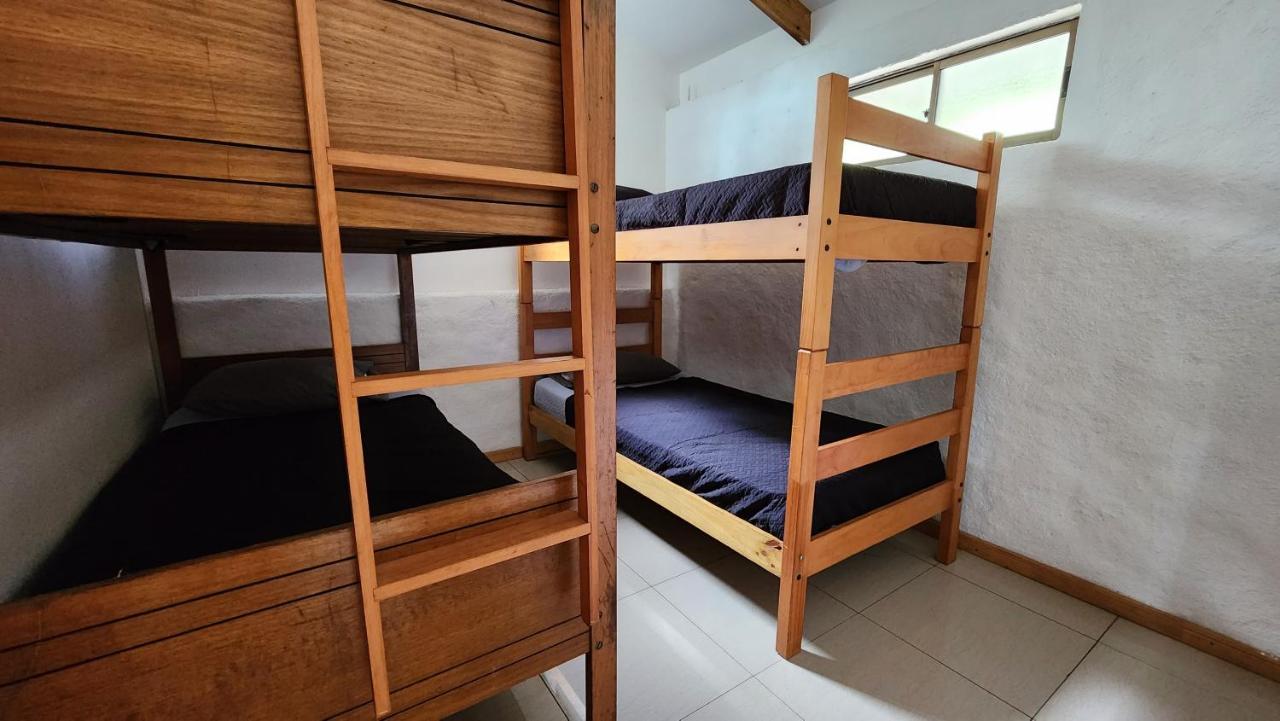 Cabanas Manuto Hanga Roa Exterior foto